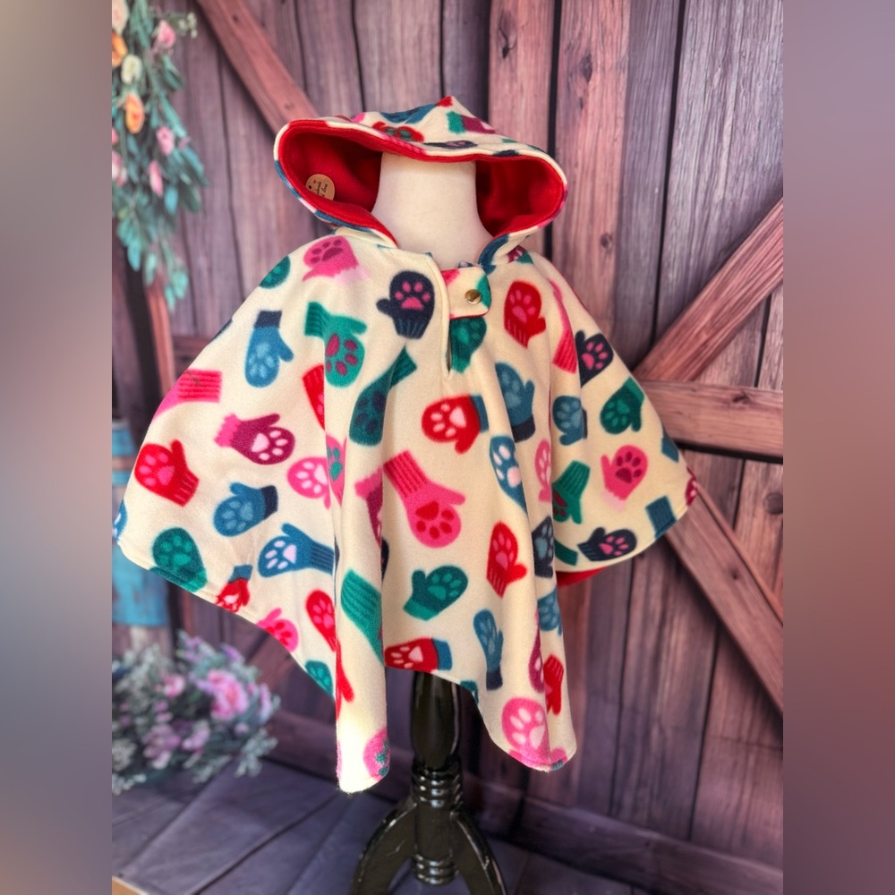 Adorable Hooded Car Seat Poncho